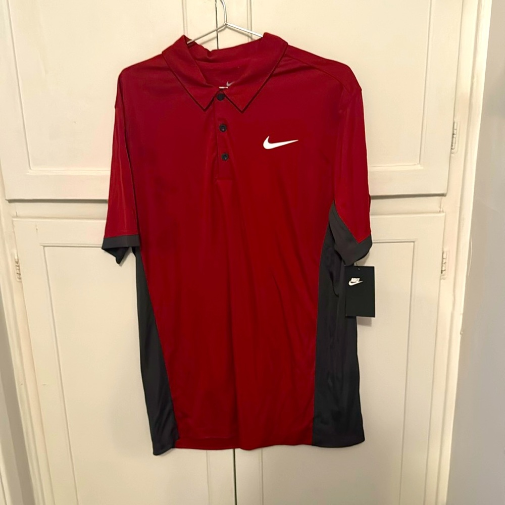 New with tag Nike polo sz L men’s